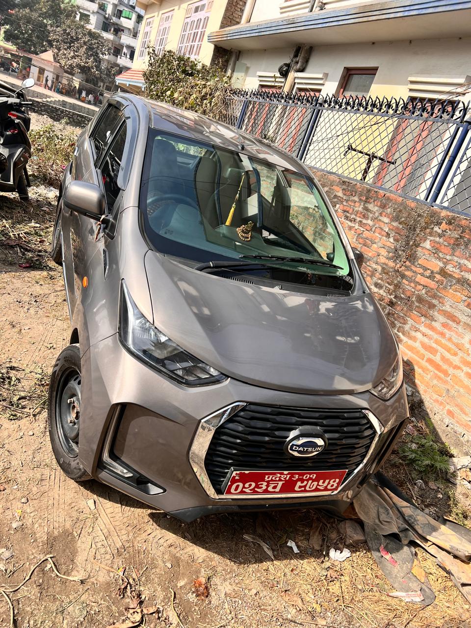 NISSAN 1000CC READY GO